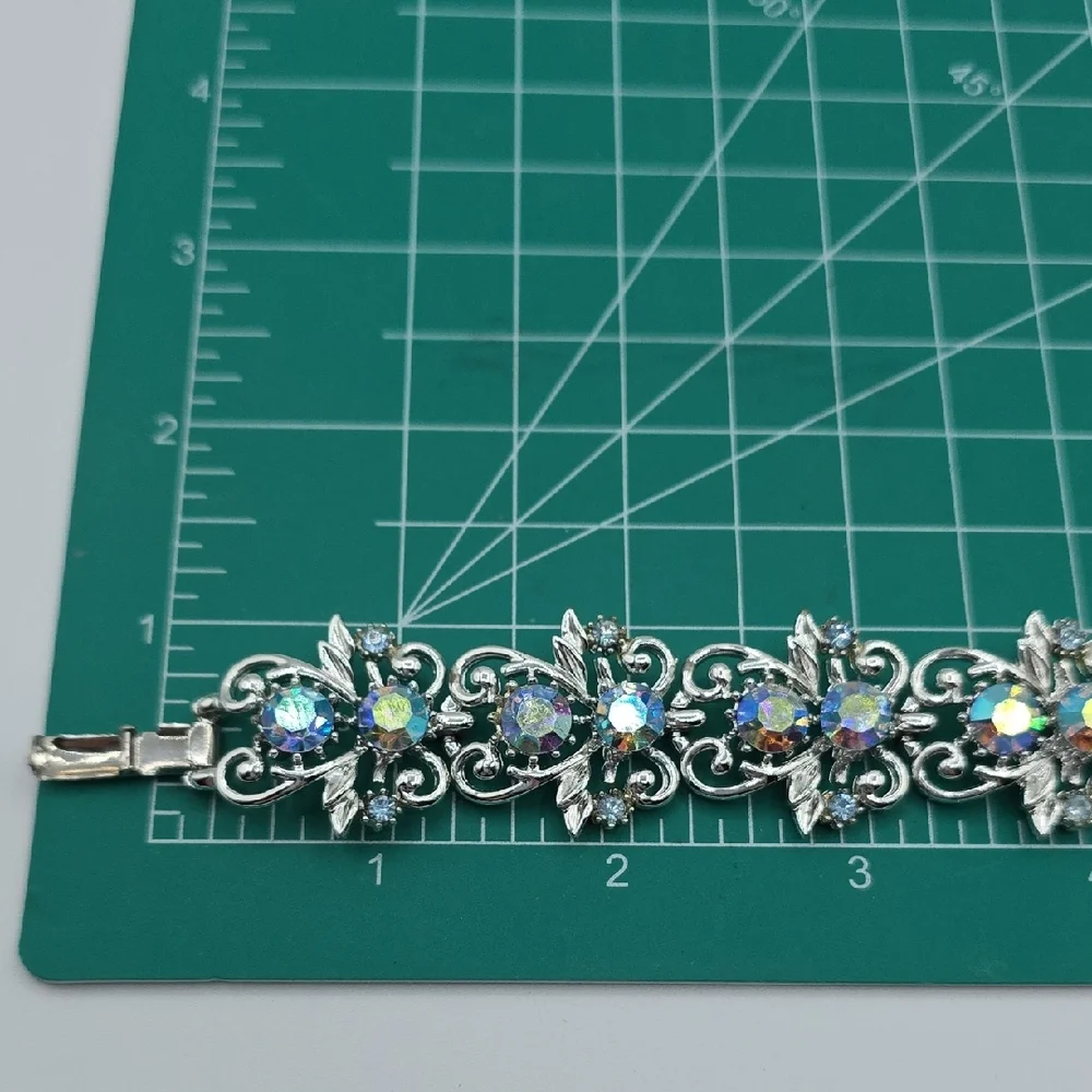 Coro bracelet intricate